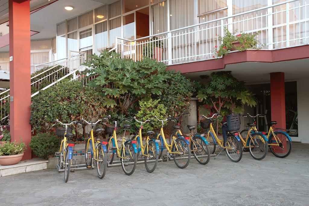 Gallia Club Hotel เชเซนาติโก ภายนอก รูปภาพ