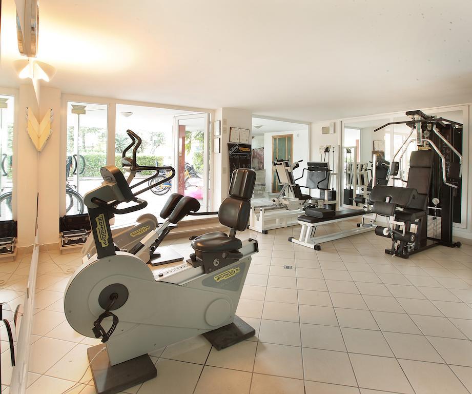 Gallia Club Hotel เชเซนาติโก ภายนอก รูปภาพ